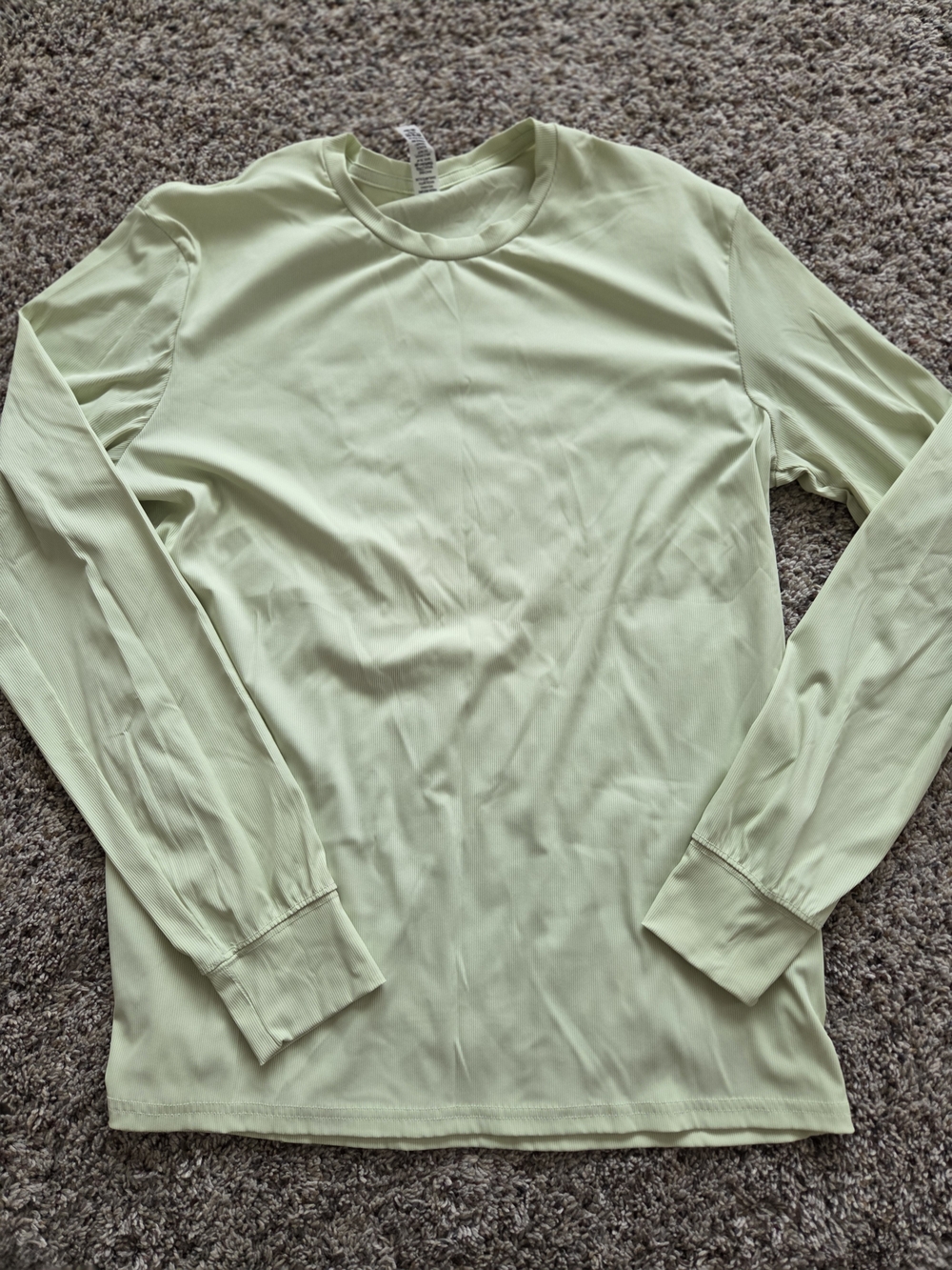 ZYIA Womems Long Sleeve Crew in Pale Lime